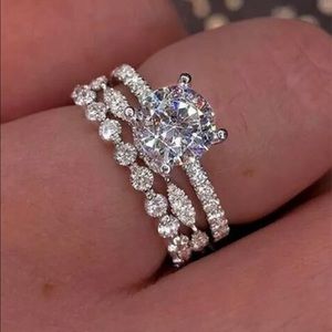 One pc engagement wedding ring